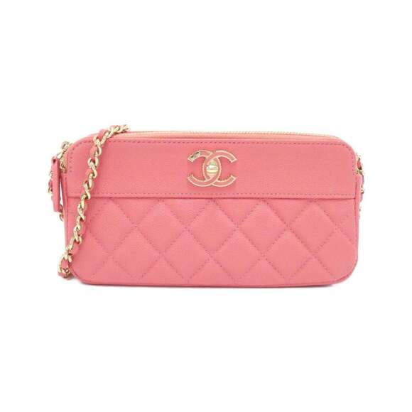CHANEL Handbags - CHANEL Pink Wallet